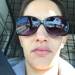 Meet your Posher, Johanna